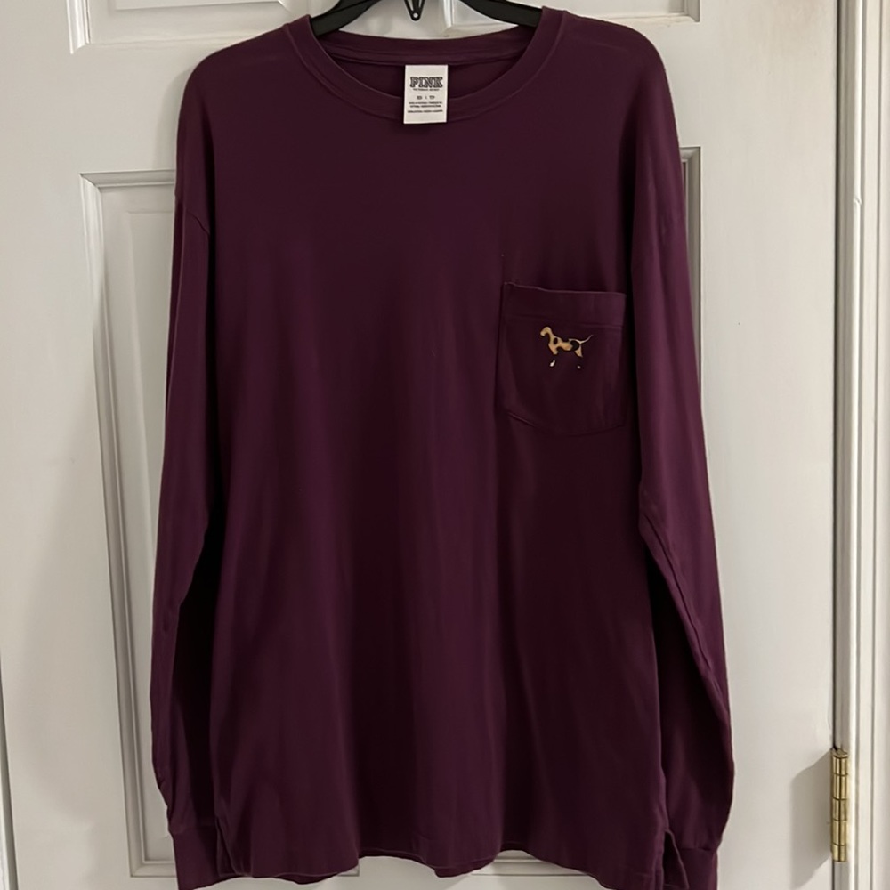 Ladies size extra small Pink Victoria’s Secret long sleeve shirt.